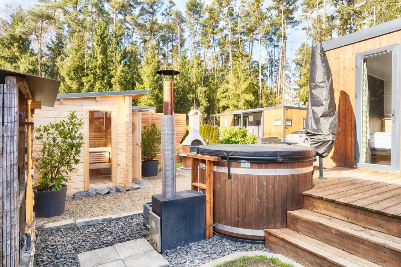 Mobilheim Am Murner See - Private Sauna + Privater Badezuber Wackersdorf Bagian luar foto